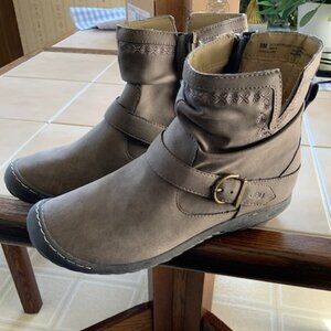 JBU by Jambou 9M Taupe Ankle Boots BNIB